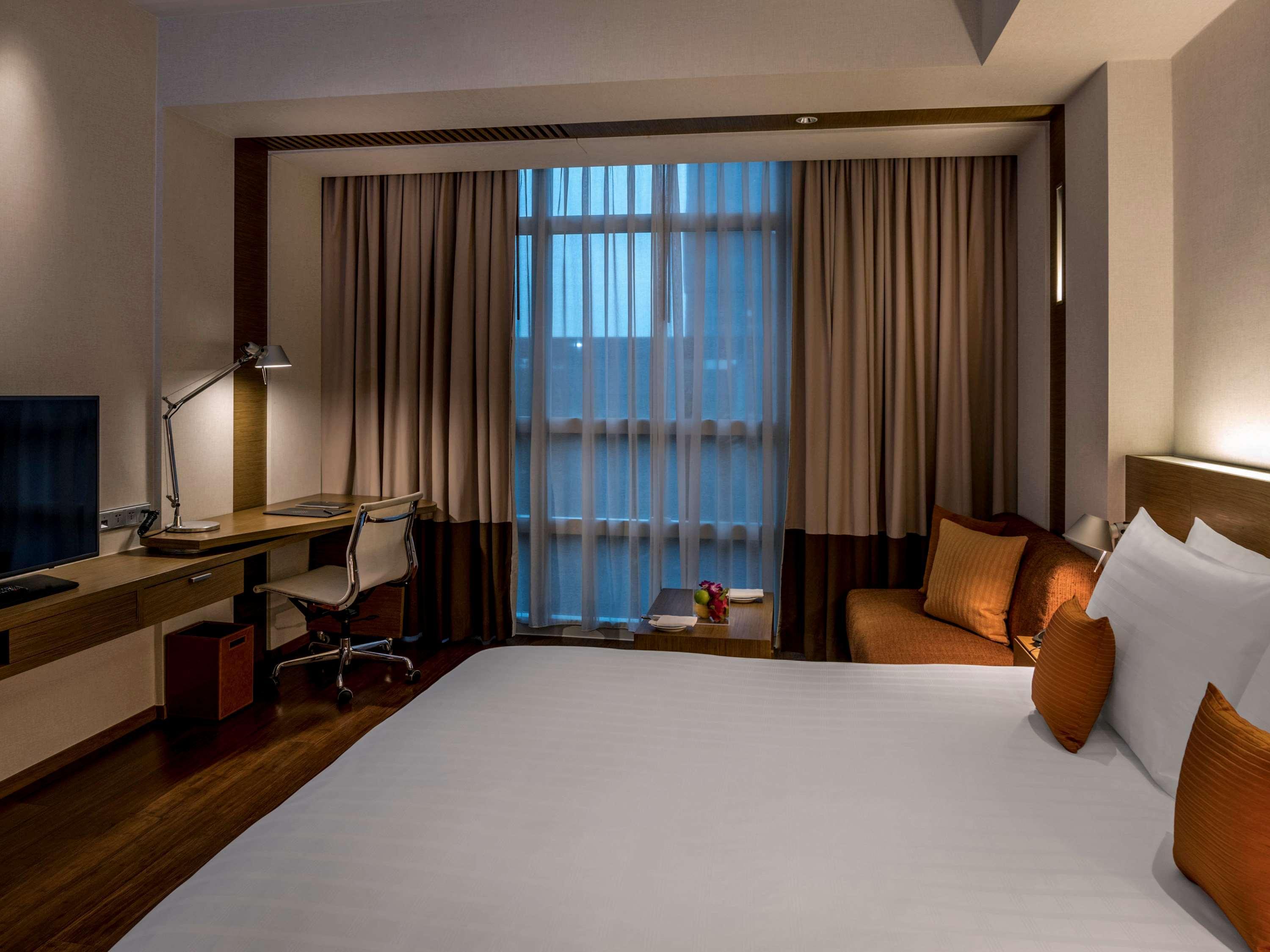 Отель Pullman Bangkok King Power Экстерьер фото