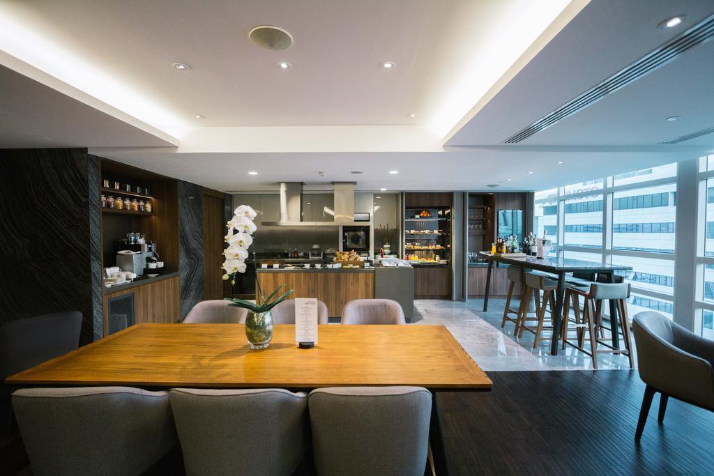 Отель Pullman Bangkok King Power Экстерьер фото