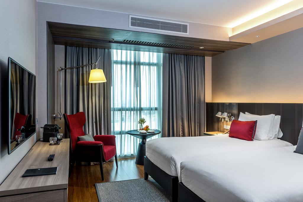 Отель Pullman Bangkok King Power Экстерьер фото